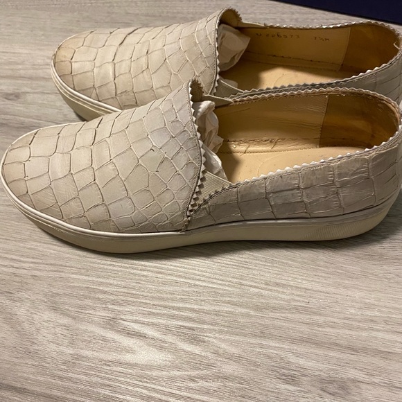 Stuart Weitzman Slip On Sneaker - Picture 7 of 8